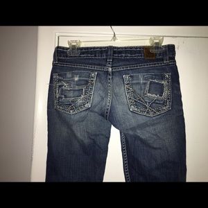 Buckle jeans
